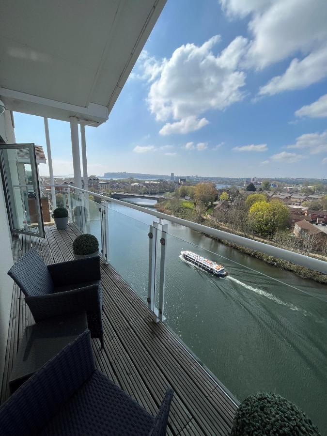 Century Wharf Apartments By Urban Space Cardiff Exterior foto